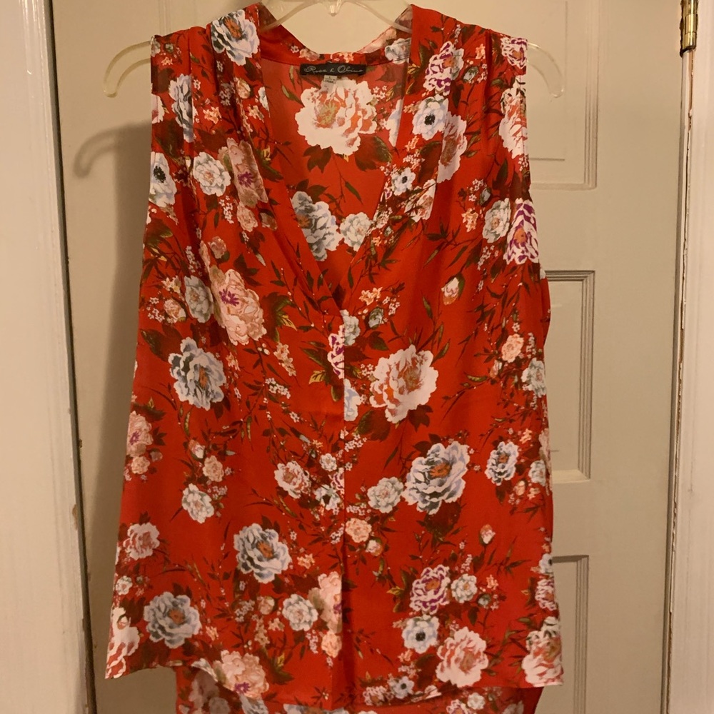 Lightweight tank top